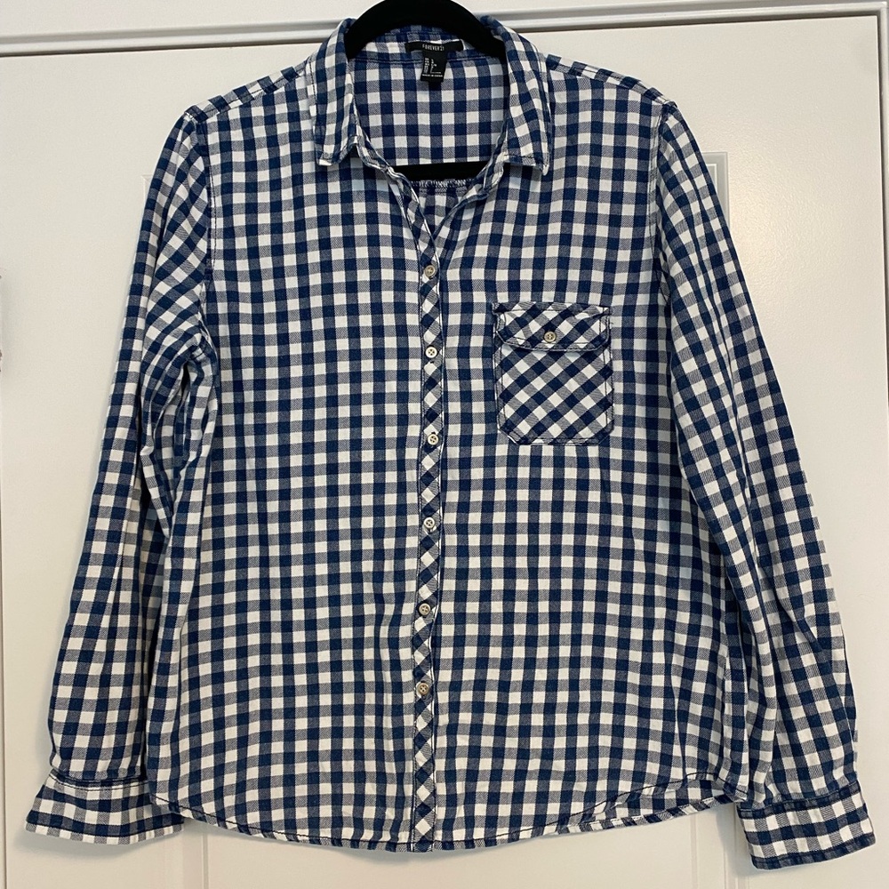 Forever 21 Navy/White Checkered Blouse Size Large
